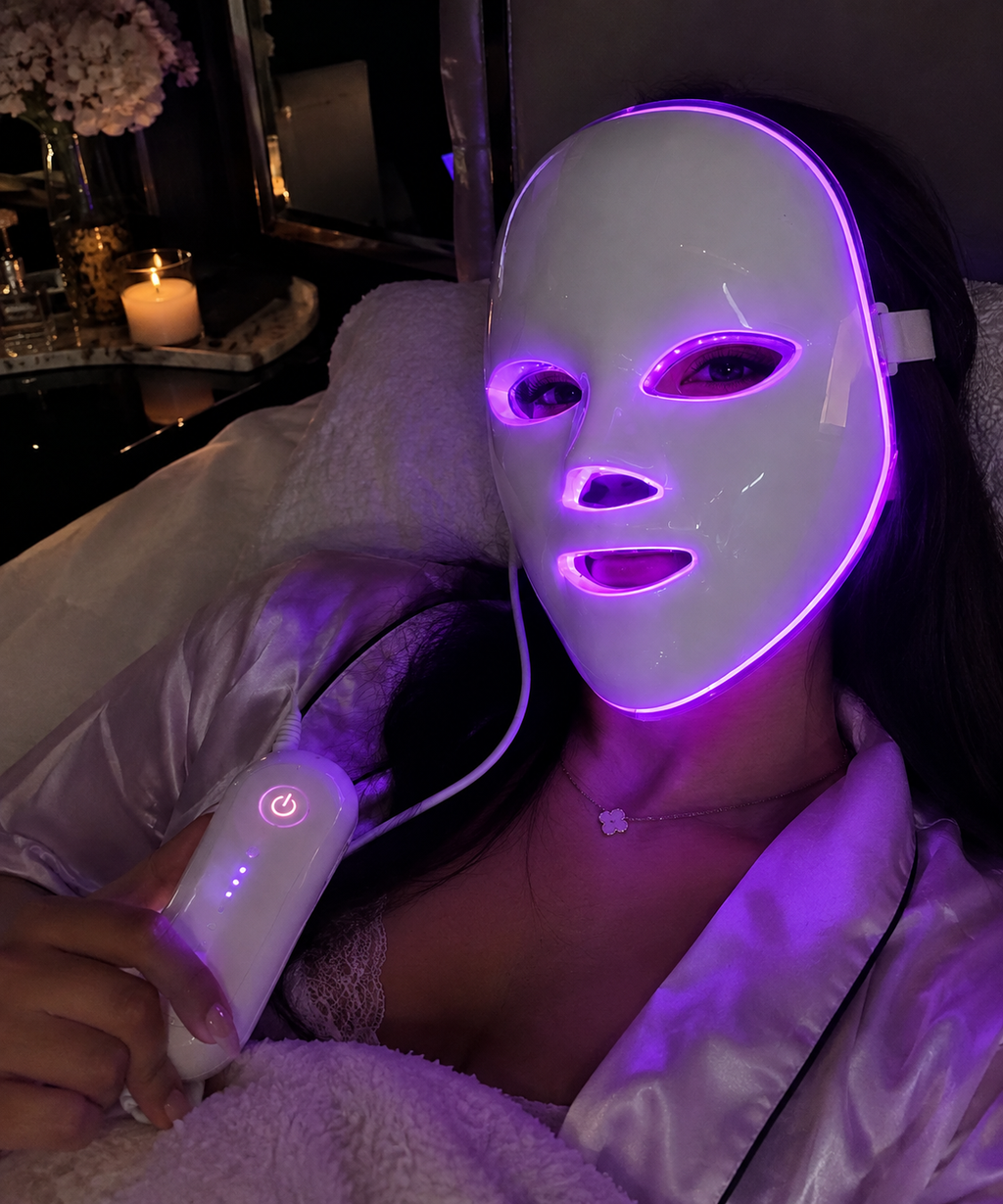 LUMÉRA™ LumiGlow LED Mask